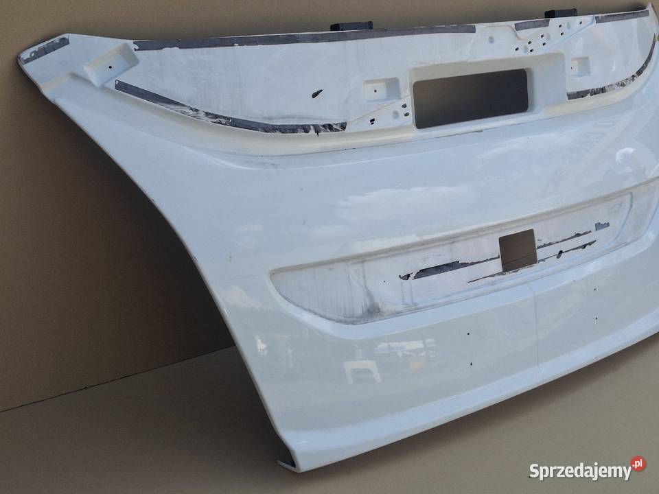 VOLVO 9900 HD MASKA ZDERZAK PRZÓD ATRAPA 9700 HD Bieleń
