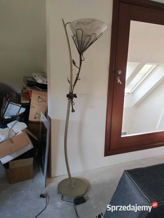 Lampa stojąca metalowa z motywem roślinnym Nagradowice