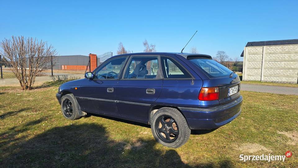 Astra Opel F Sprzedam 14 90 klima stan igła autoalarm Lisia Góra