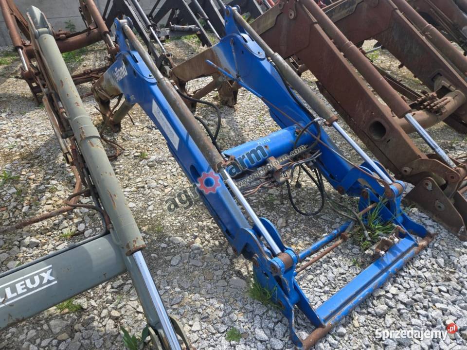 Ładowacz czołowy Holland 750TL dolnośląskie Byków