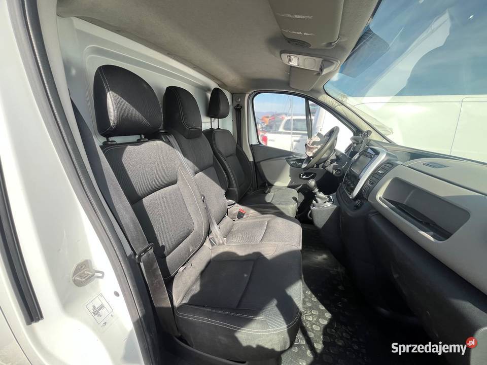 RENAULT Trafic III 16 DCi 145 L1H1 ER927 Wrocław