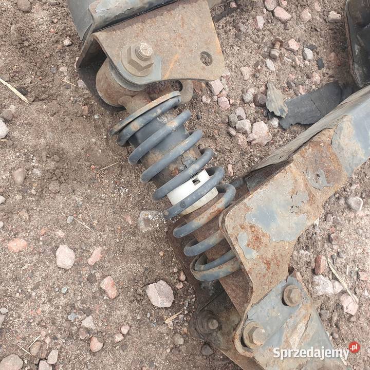 IVECO EUROCARGO ZAWIESZENIE KABINY TYŁ Bieleń