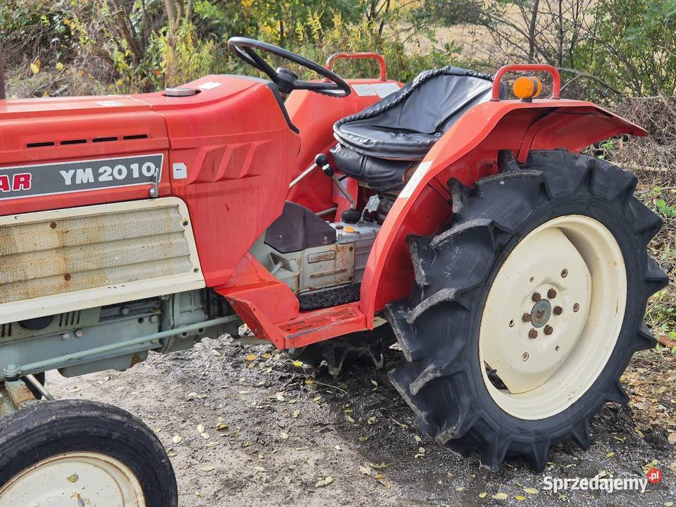 Traktorek traktor YANMAR YM2010S 20 24 Skrzynia biegów Automatyczna Ciągniki