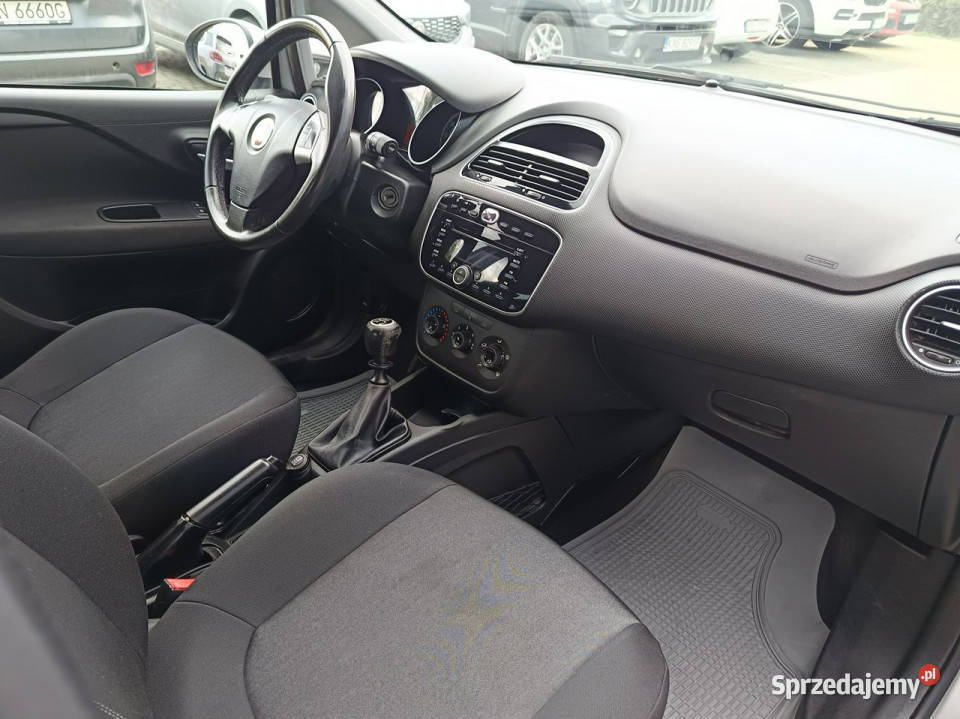 Fiat Punto 2012 Easy 12 69 Salon 1 rej 2014 manualna Nowy Sącz