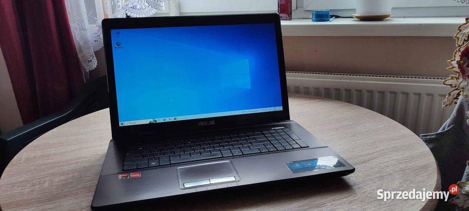 Laptop Asus x73t AMD A6 Radeon 7600m SSD 240gb sprzedam