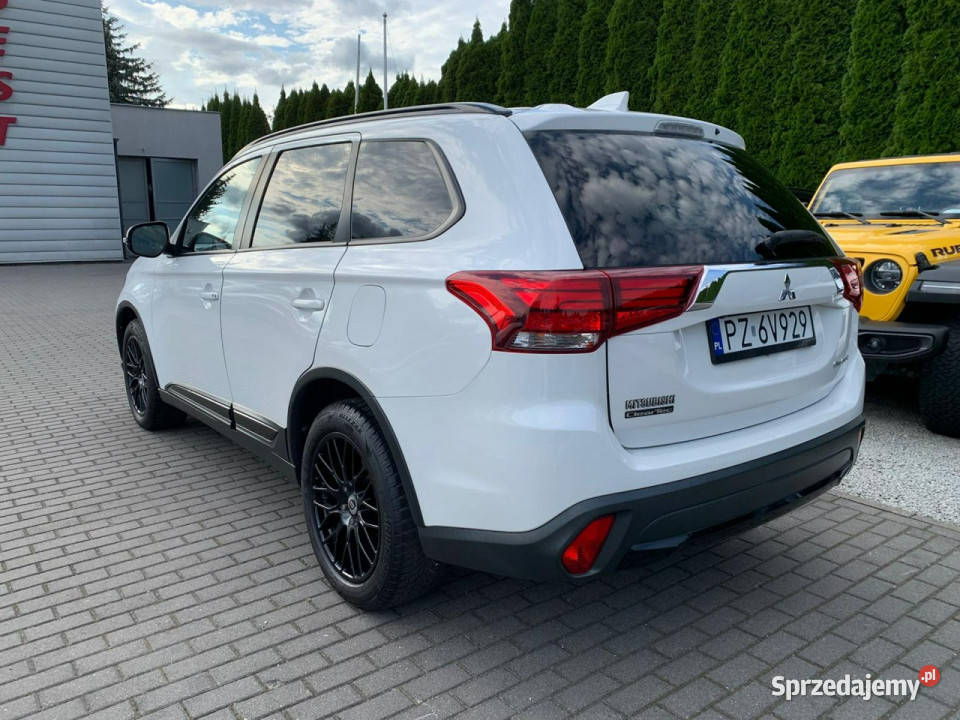 Mitsubishi Outlander 20i KeyLess Szyberdach Rok produkcji 2018