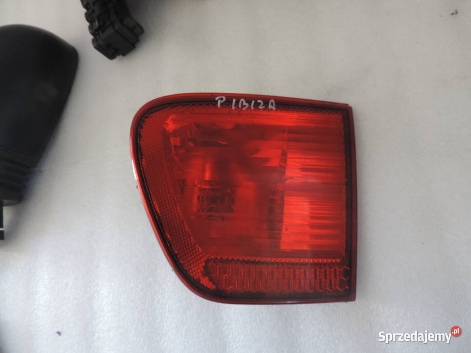 SEAT IBIZA 2 FL LAMPA TYŁ W KLAPIE PRAWA