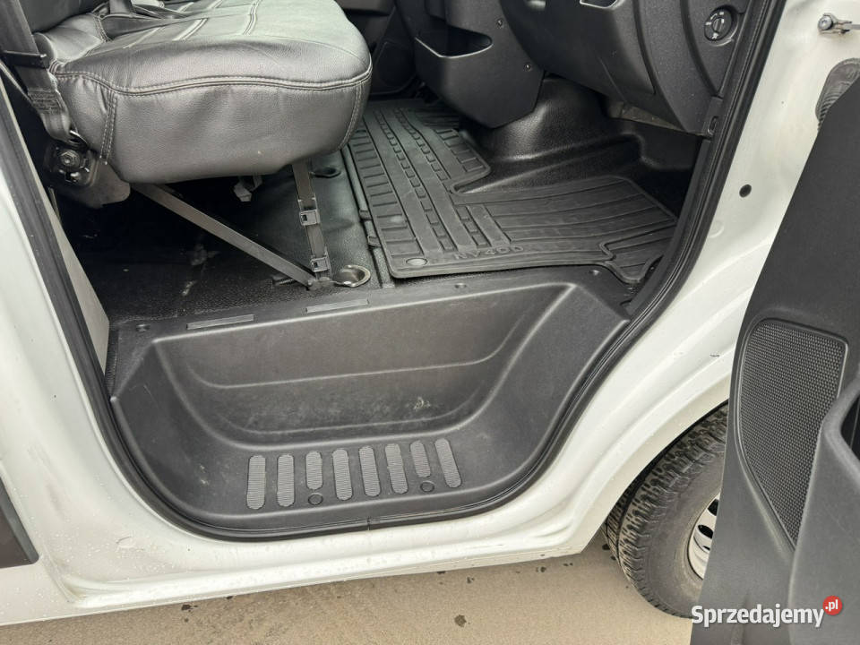 Nissan NV 400 Nissan NV 400 L3H2 23 Klima Kamera elektryczne szyby Karolinki