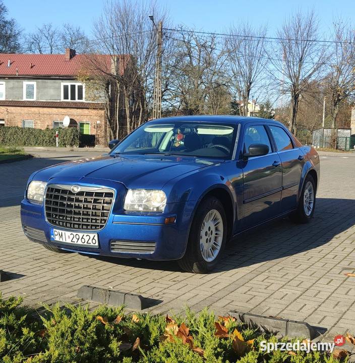Chrysler 300C 27 benzyna z gazem ASR (kontrola trakcji) wielkopolskie Międzychód