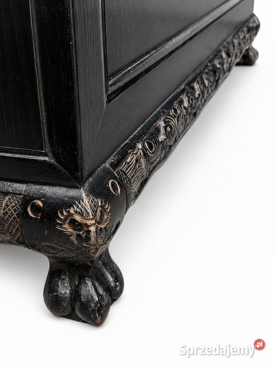Biurko gabinetowe w stylu Chinoiserie z łódzkie Poddębice
