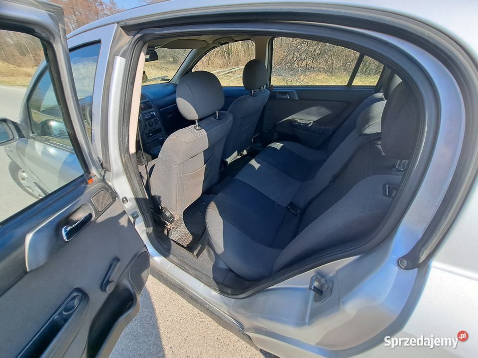 Sprzedam ładnego Opla Astre 2 14 benzyna 2004r 90KM Żyrardów sprzedam