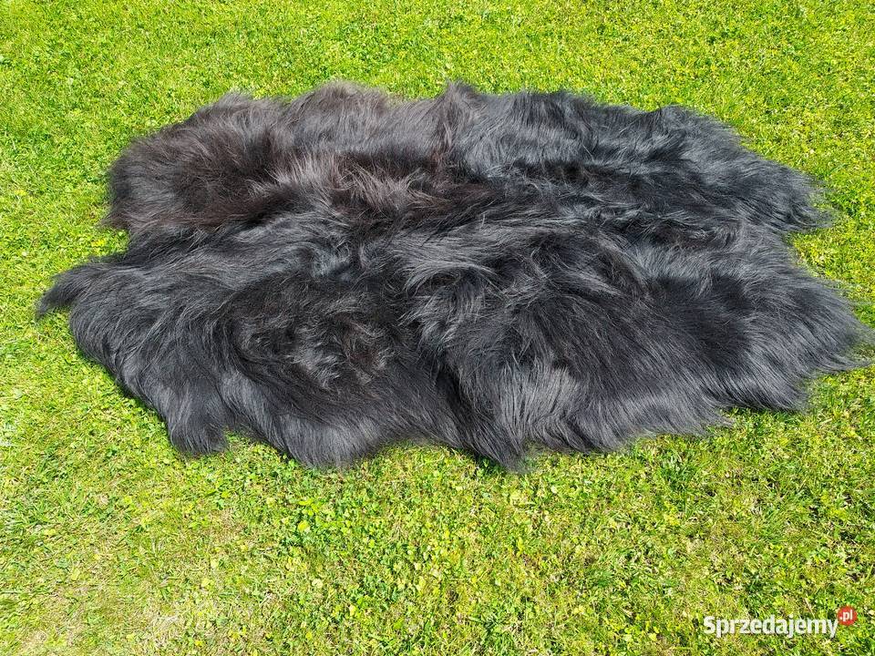 Narzuta na Kanapę ze Skór Owczych Czarnych Długi sprzedam