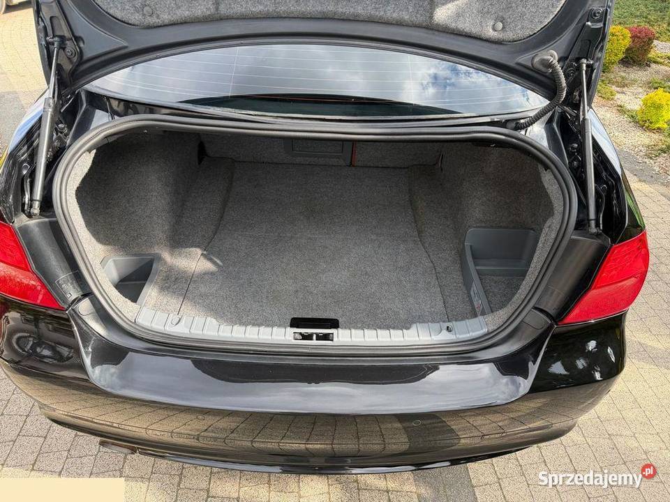 BMW Seria 3 318d DPF Edition Exclusive 20d 143