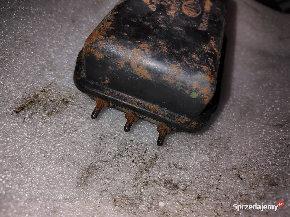 Regulator napięcia M72 1957 roku Leszno