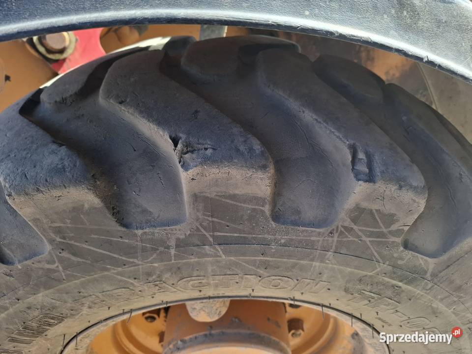 Koparkoładowarka CASE 580ST Reszel