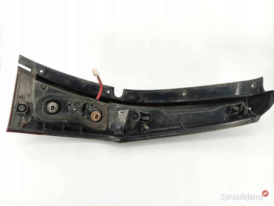 LAMPA TYŁ LEWA EU Mitsubishi Grandis I 20032011