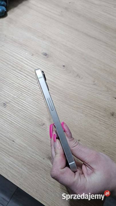 iPhone 13 Starlight Apple / iPhone