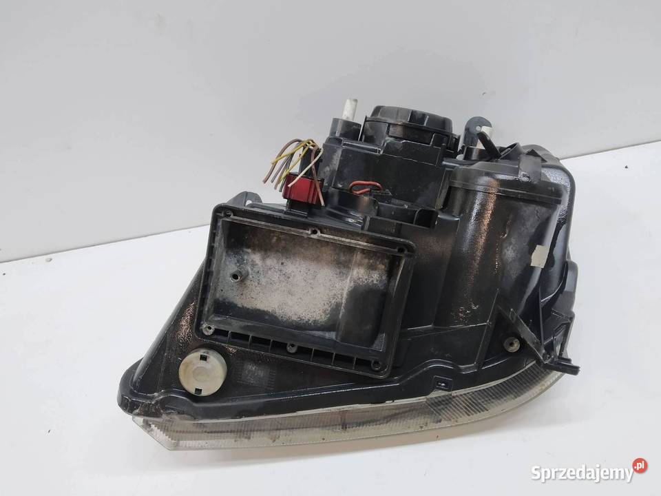 LAMPA PRZÓD PRAWA EU Opel Meriva I 20022010 A