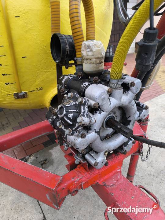 Opryskiwacz Pilmet 2000L 15m