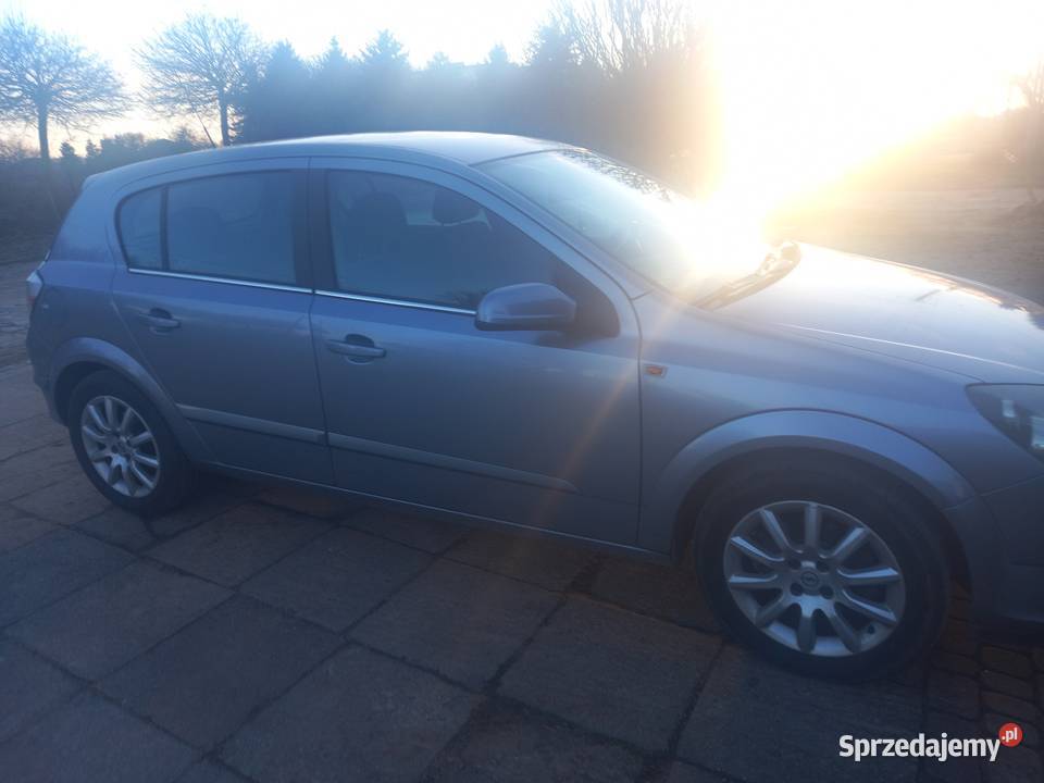 OPEL ASTRA H BENZYNA 16 2004BOGATA Krośniewice