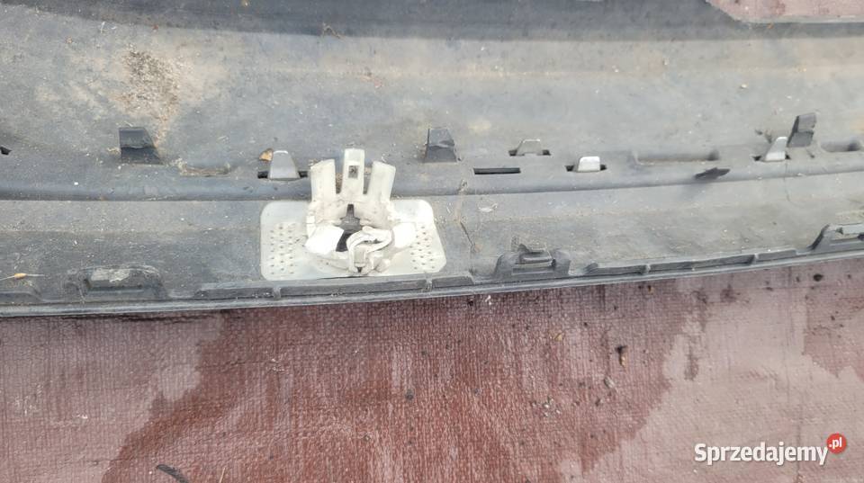 MERCEDES W205 SEDAN CHROM DOKŁADKA ZDERZAKA TYŁ Ruda Śląska