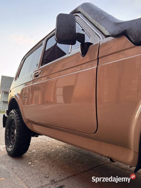 Lada Niva VAZ 2121 1989 16 benzyna benzyna Sanok