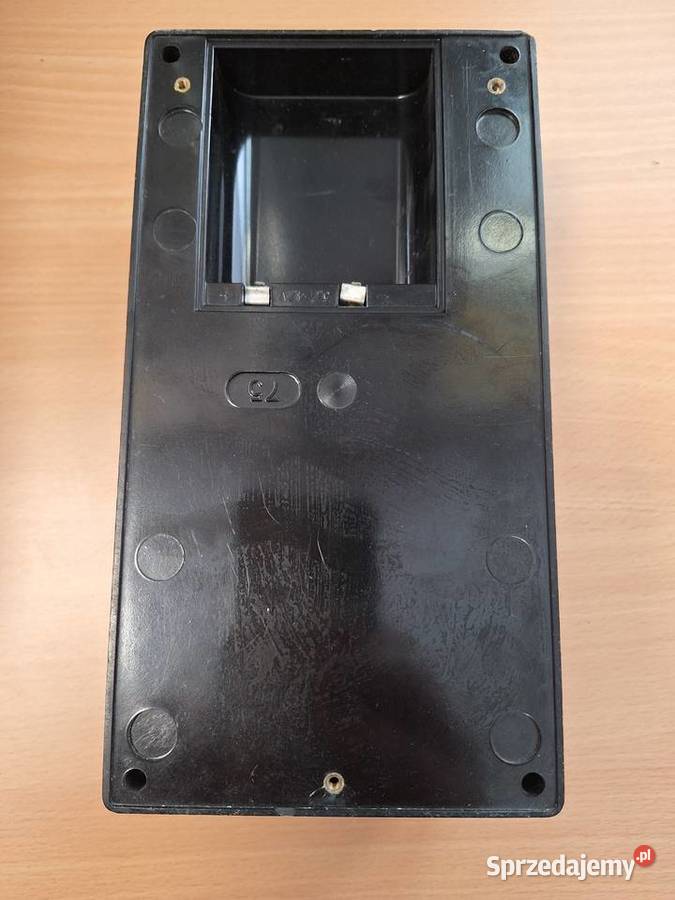 To analogowy miernik uniwersalny C4312 produkcji Łódź