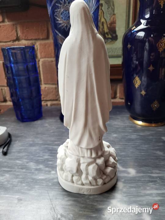 Figurka Matki Boskiej Rybnik