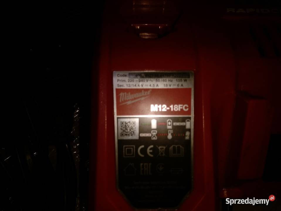 Ładowarka narzędziowa Milwaukee 12V18V sprzedam