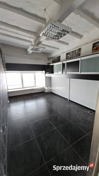 Lokal na wynajem Niepołomice 428m2 sprzedam