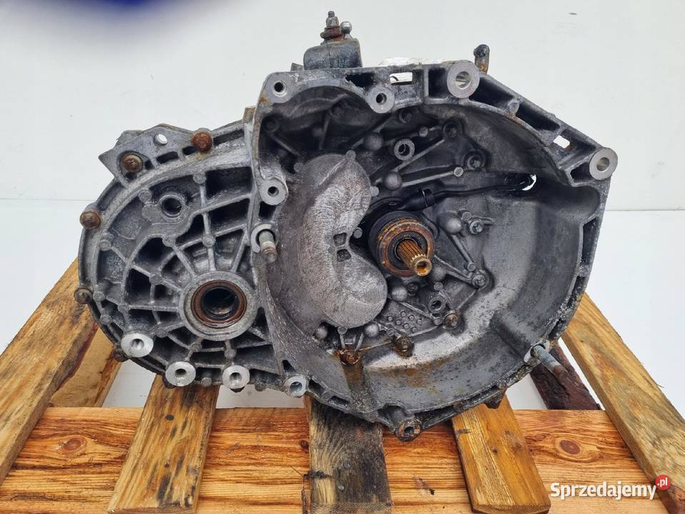 Alfa Romeo Giulietta 20 JTDM MANUALNA SKRZYNIA osobowe Janów