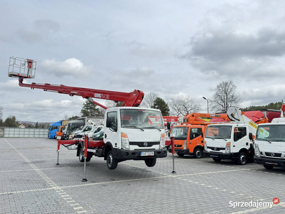 Nissan Cabstar Podnośnik Koszowy 25m CMC PLA 250 elektryczne lusterka Widełki