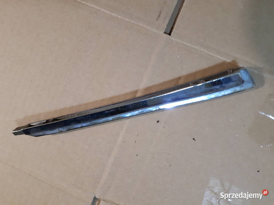 Ozdobne listwy zakończenia maski błotników