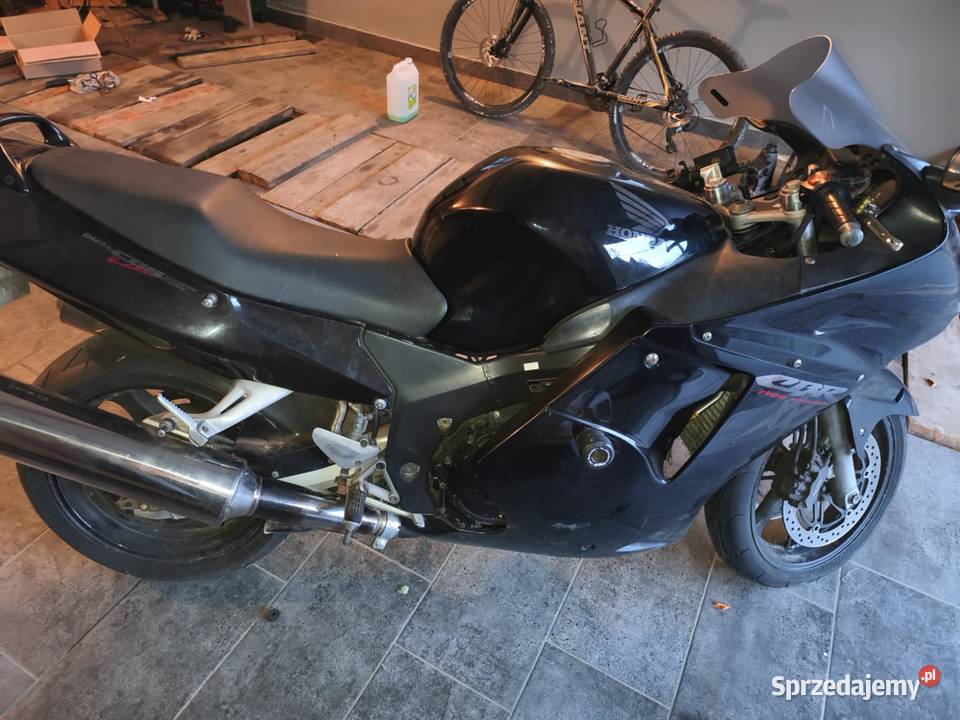 Honda CBR 1100XX Blackbird Motoryzacja śląskie Smoleń sprzedam