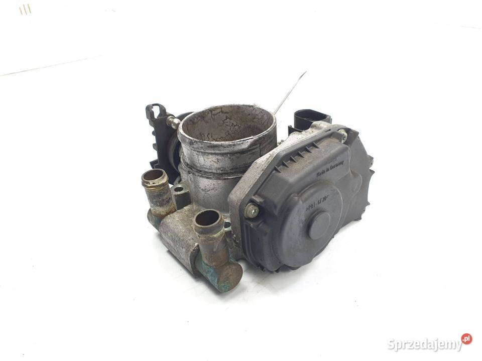 PRZEPUSTNICA AUDI A4 B5 058133063H Części samochodowe Lipno sprzedam