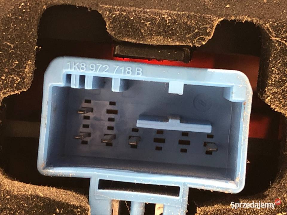 LAMPA PRAWY TYŁ VW PASSAT B8 Kombi ŚWIATŁO TYLNA podkarpackie sprzedam