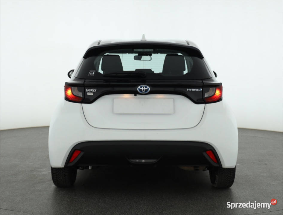 Toyota Yaris 15 VVTi Hybrid światła do jazdy dziennej Piaseczno