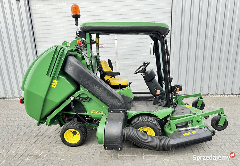 Traktorek kosiarka ogrodowa komunalna JOHN DEERE pomorskie Sierakowice sprzedam
