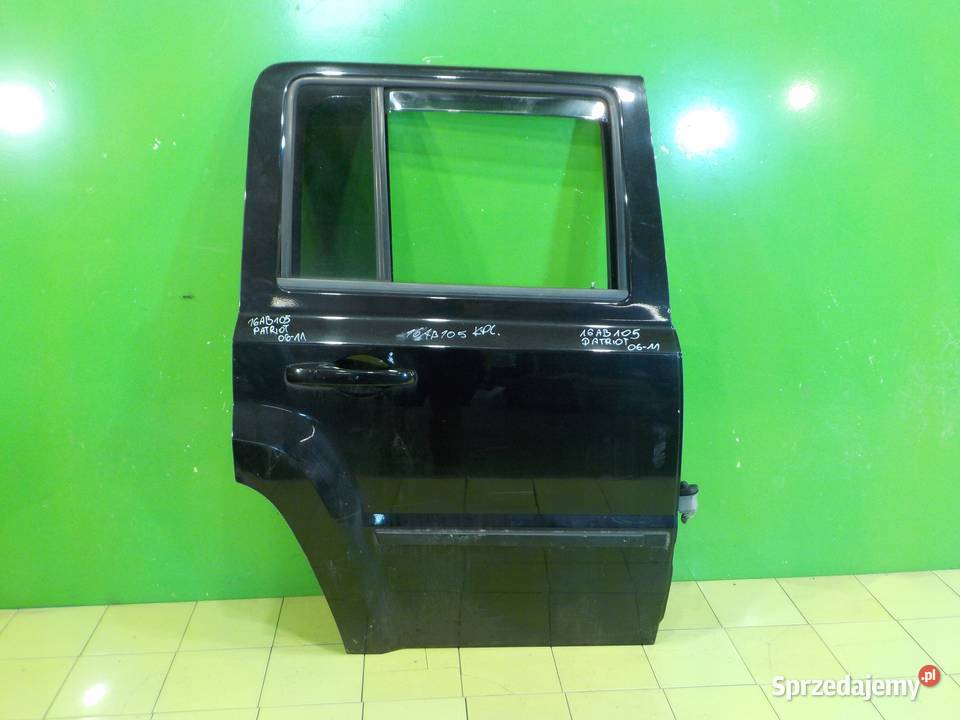 JEEP PATRIOT 24 B AUT 09r SUV 5D drzwi prawe tyl Suków