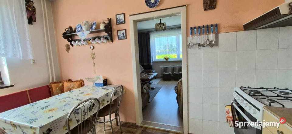 Dom z budynkiem gospodarczym