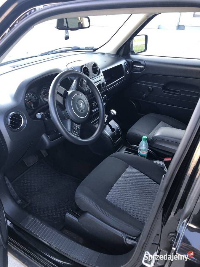 Jeep Patriot 20 Benzyna Sport 2015 lakier metallic Patriot kujawsko-pomorskie Pakość