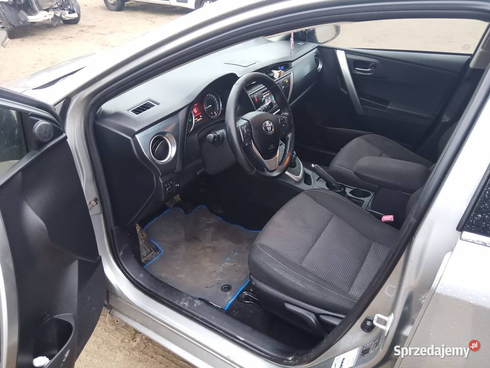 Toyota Auris hybrid kombi Sępólno Krajeńskie