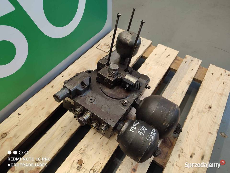 Główna sekcja rozdzielacza Fendt 930 Vario Wilkowo sprzedam