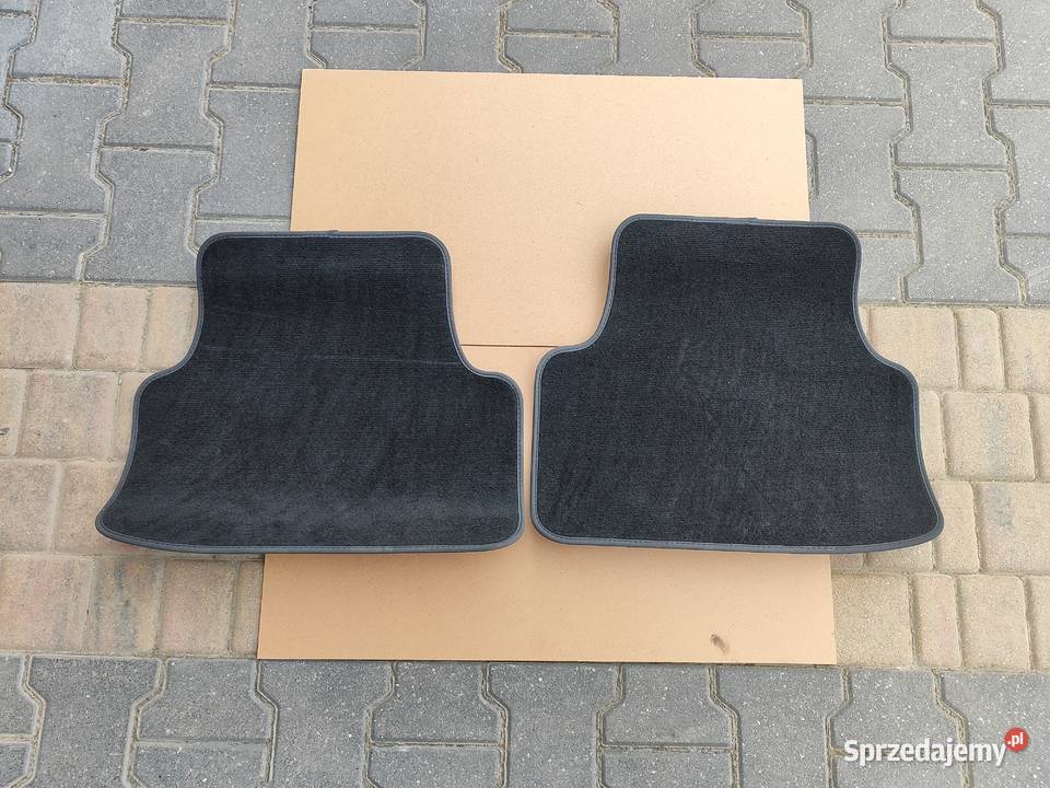Dywaniki samochodowe welurowe Octavia 4 1km Kołacin