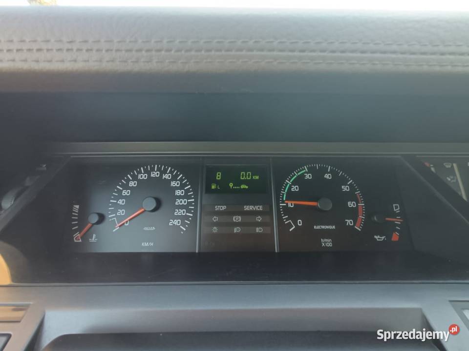 Renault 25 28 V6 bogato wyposażona 169KM