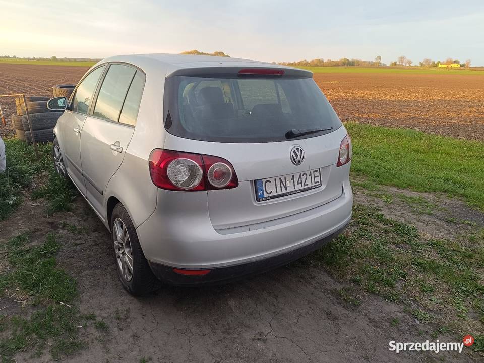 VW golf 5 plus uszkodzony silnik 1600cm3 kujawsko-pomorskie Inowrocław