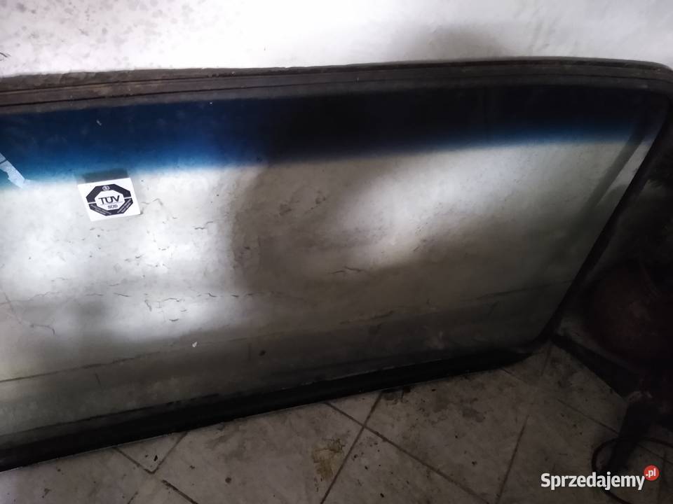 Szyba przednia Mercedes 2232