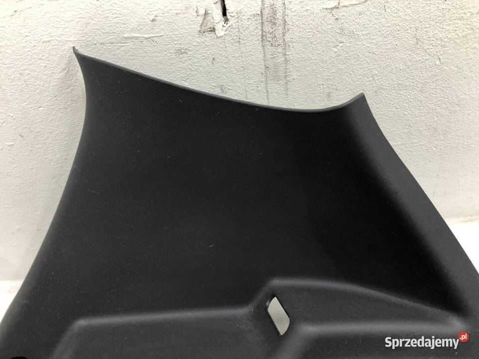 BOCZEK BAGAŻNIKA PRAWY DACIA SANDERO I