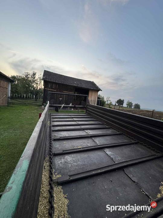 Rozrzutnik do obornika 35t jednoosiowy nieuszkodzony Bodzentyn