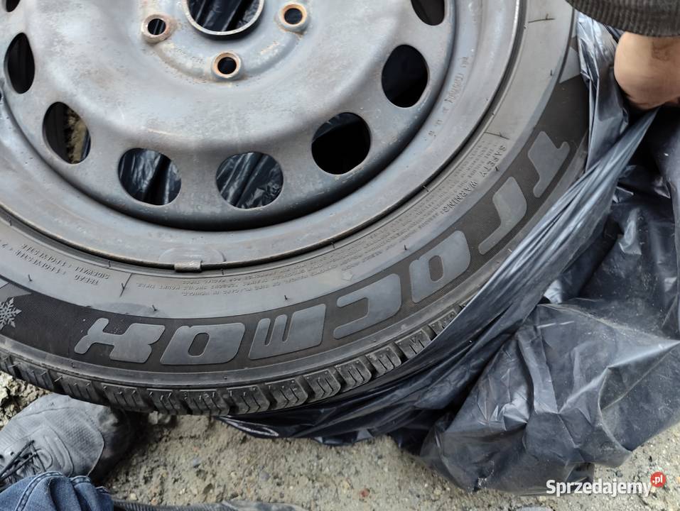 Opony zimowe z felgami R16 5x112 Octavia 2 Bochnia